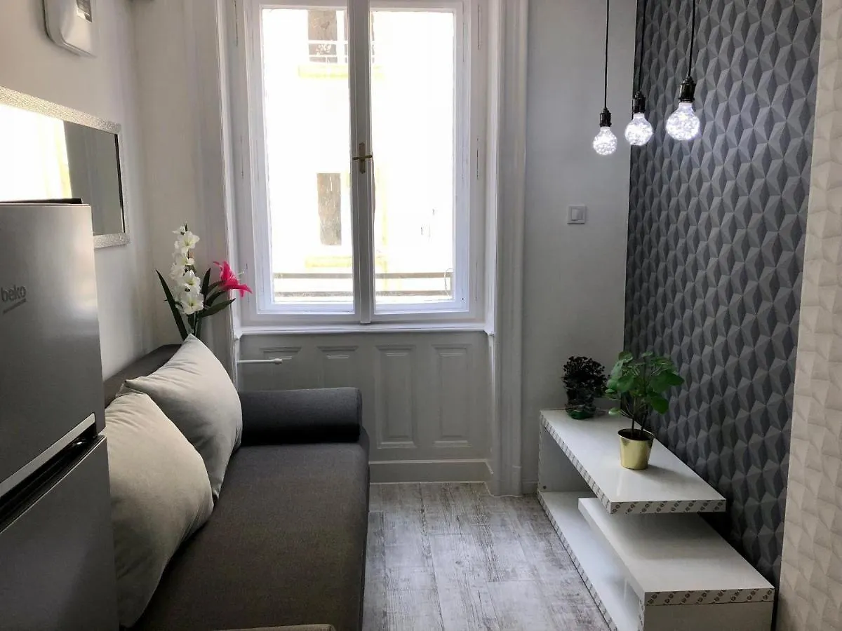 Corvin Ruinpub Designed Apartment Budapest